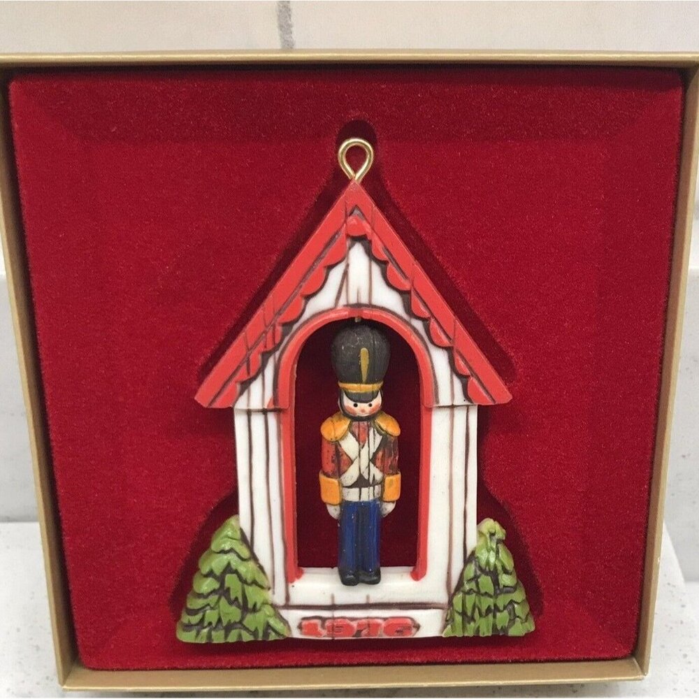 Hallmark Tree Trimmer Twirl Abouts Ornament Toy Soldier 1976 w/Box Collectible
